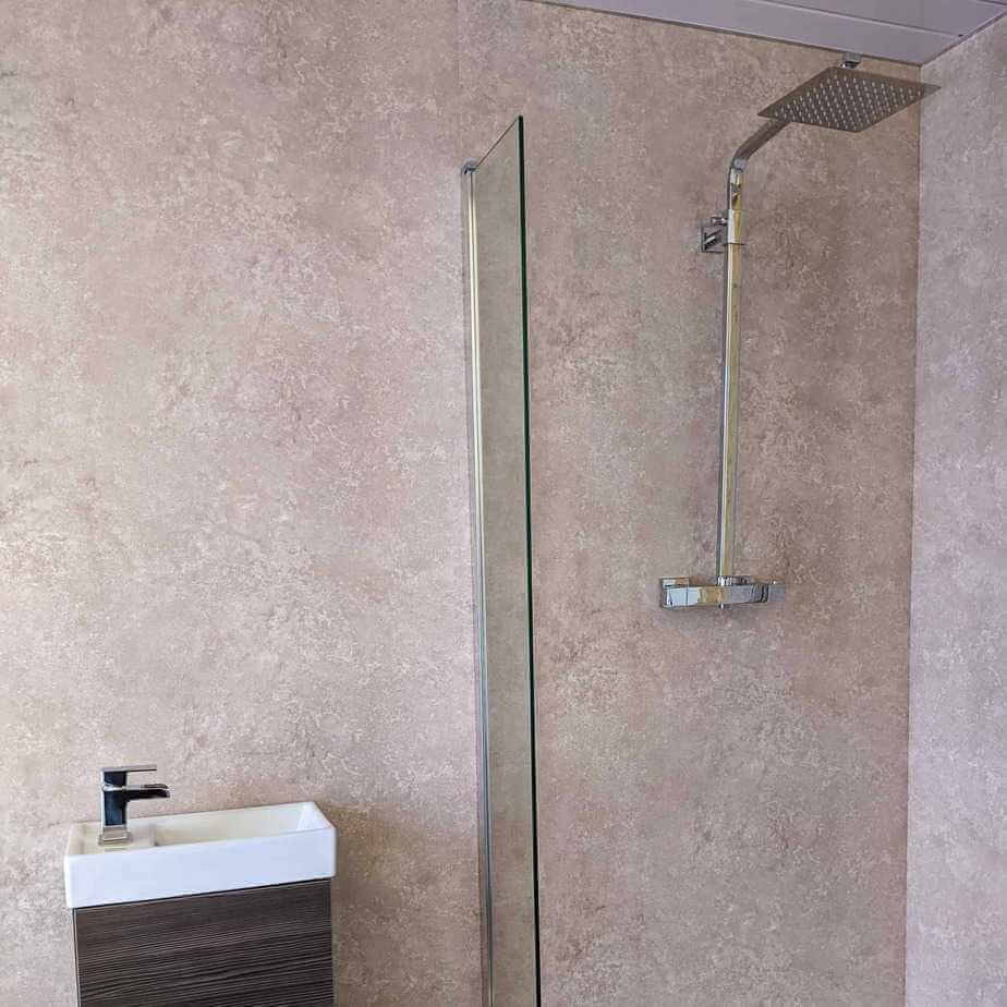 Panel de ducha York Stone mate de 10 mm (1 m x 2,4 m)