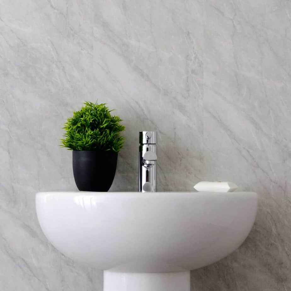 Panel de ducha Storm Grey Marble Brillante de 10 mm (1 m x 2,4 m)