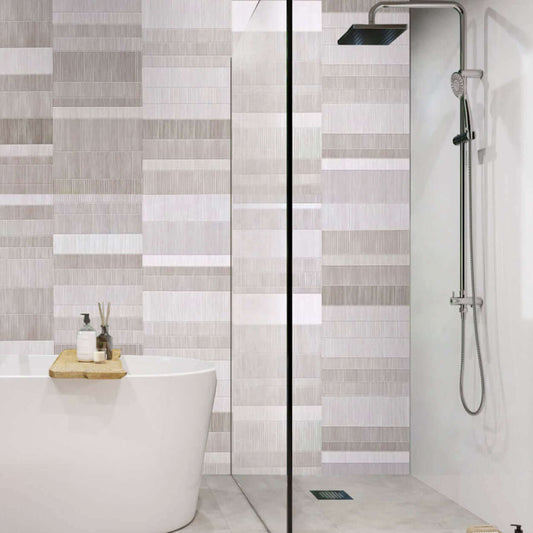 Panel de pared para baño Light Grey Mosaic de 8 mm (2,6 m)